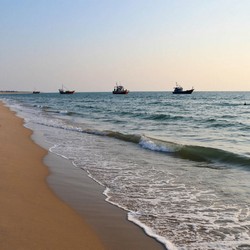 Скрытые бухты и тихие уголки побережья Байкала